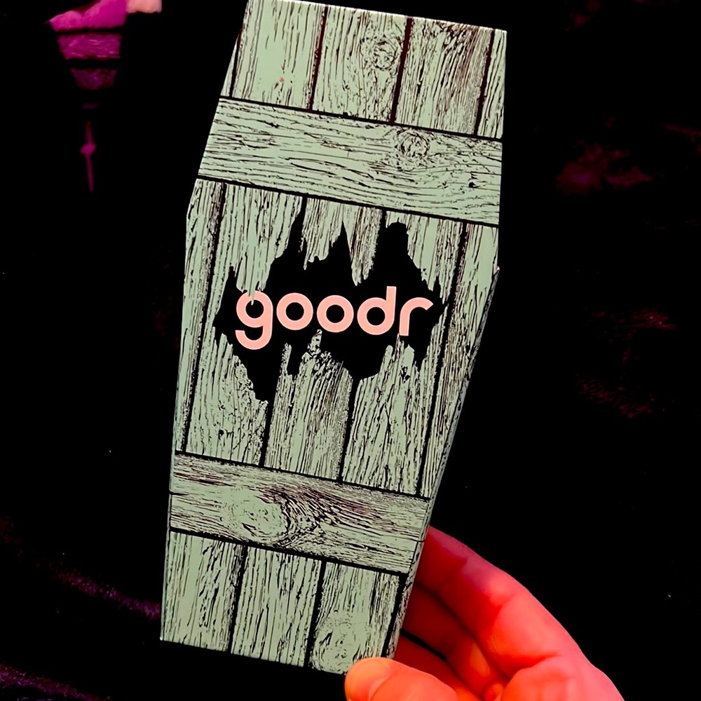*LIMITED EDITION* goodr Sunglasses